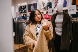 adult-boutique-clothes-commerce
